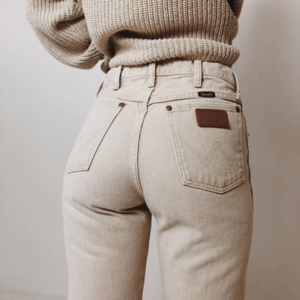 Wrangler Vintage Straight Leg High Rise Cream White Jeans